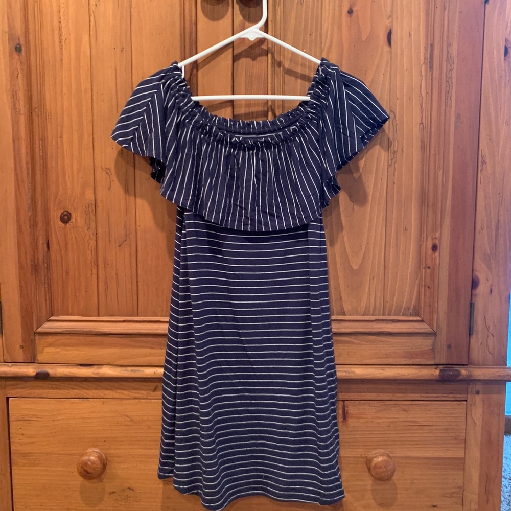Abercrombie Off-The-Shoulder Sundress